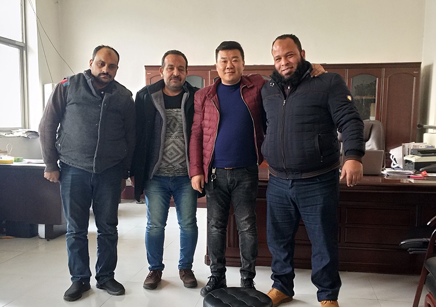 Arabic Customer Return Visit Horizontal Lathe Machine