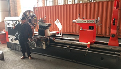 Indonesia Customer Inspection YAWO Horizontal Lathe Machine