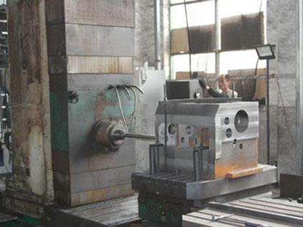 CNC Horizontal Machining Center